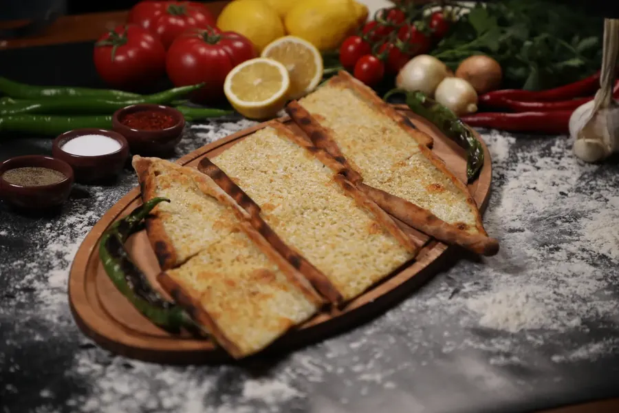 Mevlana pide sunumu